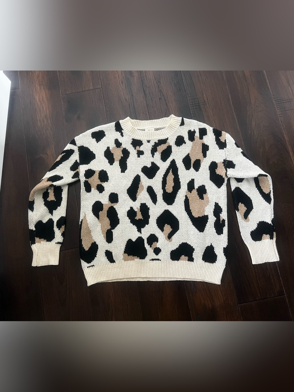 Women's Cream Leopard Print Knit Sweater - Neutral Animal Pattern